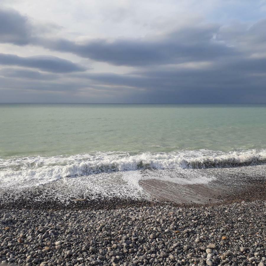 Le clapotis de l'Ô, calme, balcon sur la mer, à 2 h de Paris Ault Exterior foto